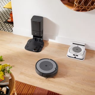 iRobot Roomba i5+ robotstofzuiger voor €399 bij Ibood