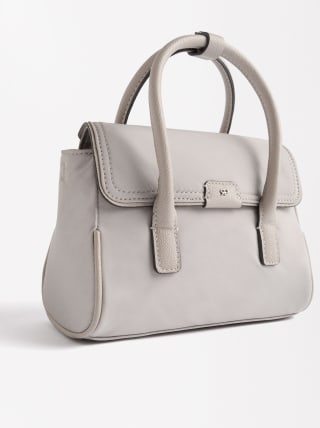 Bolso Bandolera con solapa por 12,99€.