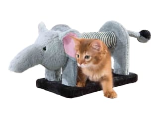 Rascador para gatos con sonajero en forma de animal por 9,99€