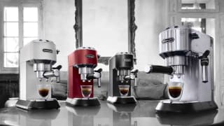 Cafetera para Espresso y Cappuccino marca De'Longhi Dedica por 143,99€