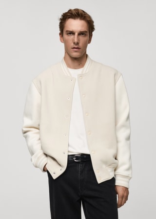 15% extra korting op de sale items voor heren tot 70% korting bij Mango