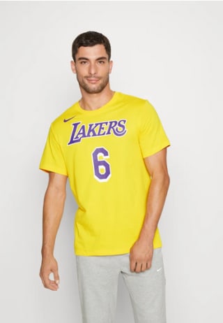 Nike NBA LeBron James a solo 19,85€