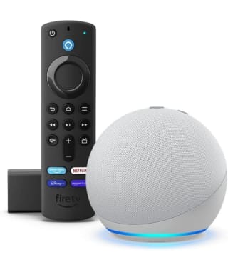 Echo Dot (4.ª generación) Blanco + Fire TV Stick 4K por 49,98€.
