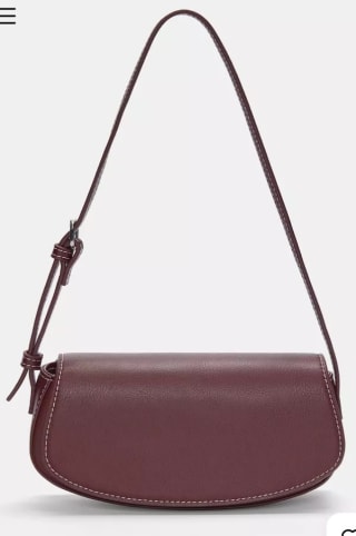 Bolso de hombro solapa por 9,99€.