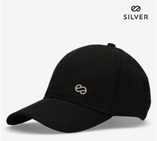 Gorra Silver color negro por tan sólo 1,99€