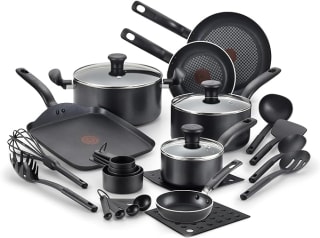 T-Fal Initiative Batería de Cocina de 20 piezas por $2,499 en Amazon