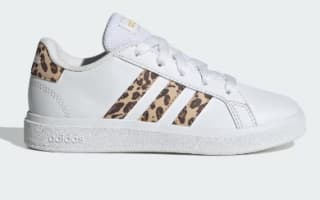 Zapatillas Adidas Grand Court 2.0 Kids Niño en $17.990