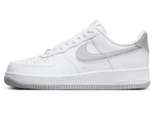 Tenis Nike de Piel Air Force 1 '07 por $1,300 en Liverpool