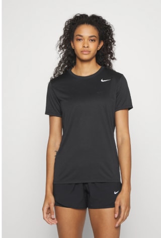 Nike Performance TEE - Sport T-shirt voor €11,11 bij Outlet46