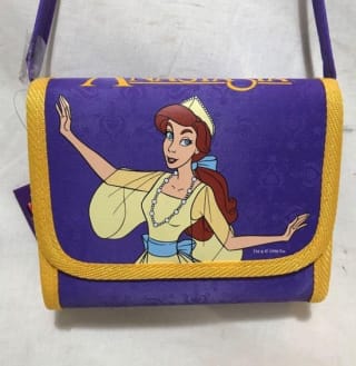 Anastasia handtas voor €9 bij Bol