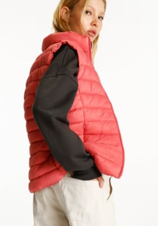 Chaleco acolchado con cuello redondo subido de Mujer por 7.99€