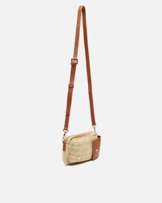 Bolso bandolera mini con bolsillo para móvil efecto rafia por 18,99€