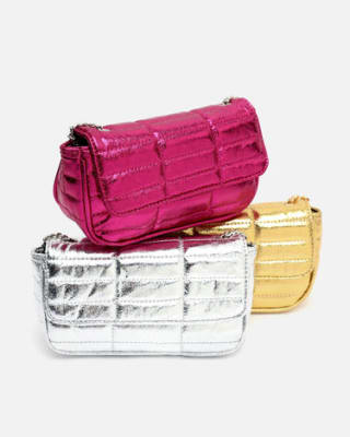 Bolso Bandolera de fiesta pequeño metalizado por 6€.