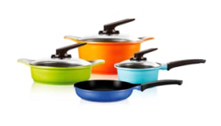 Batería de cocina Roichen antiadherente de 7 piezas coloridas por $84.990