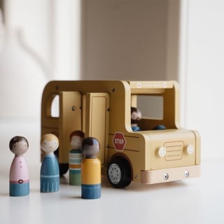 Little Dutch Schoolbus Met Poppetjes voor €11,38 bij Bol