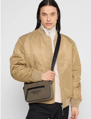 Bandolera Tommy Hilfiger por 39€