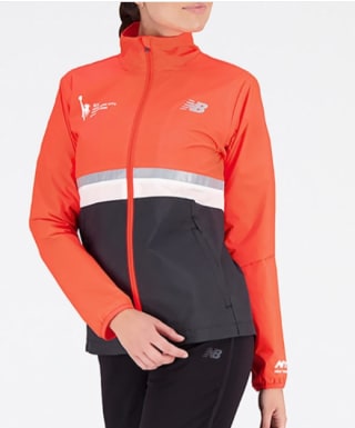 Chaqueta de Running de Mujer New Balance NYC MARATHON JACKET por 40€
