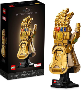 Manopla do Infinito em Lego com 590 peças - R$ 449,90