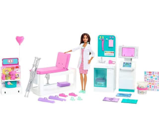 Doctora con clínica médica Barbie por 22,80€.
