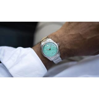 montre ORIS - Sixty Five Cotton Candy à 1 470€