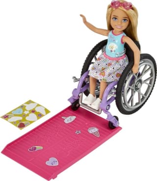 Barbie Chelsea Wheelchair Modepop voor €14,80 bij Bol