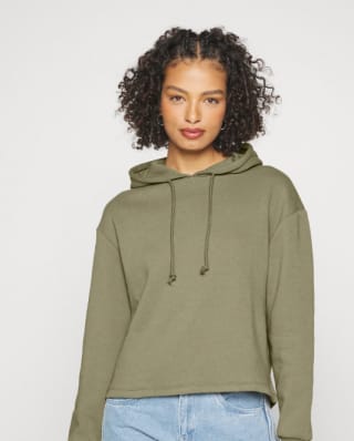 Pieces groene dames hoodie voor €7,95 bij Amazon