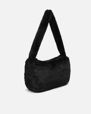 Bolso de hombro efecto pelo por 6€