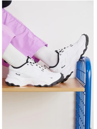 Zapatillas para Mujer Nike TC 7900 por 62€