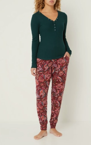 Hunkemöller pyjamatop voor €3 bij de Bijenkorf