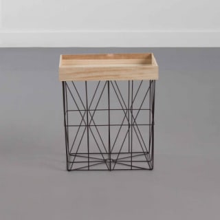 Mesita auxiliar cuadrada Tray 44,5x37,5x37,5cm por 14,95€