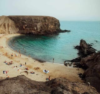 Vuelos Málaga - Lanzarote desde 35€ con Skyscanner