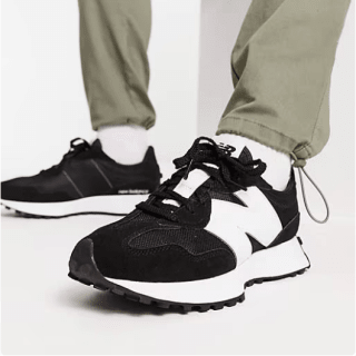 New Balance 327 de negro y blanco por solo 76,80€