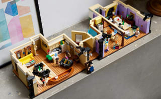 Departamentos de Friends 10292 Lego por $1,861 en Amazon