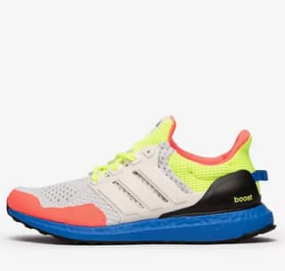 Adidas Ultraboost 1.0 DNA por 72€ en Sivasdescalzo