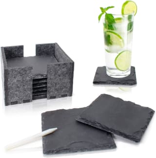 Amazy Leisteen onderzettersset (8 stuks) inclusief krijtstift voor €4,41 bij Amazon