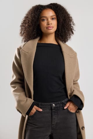 Jas Jilly Lange wollook jas voor €39 bij America Today