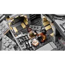 LEGO Star Wars Millennium Falcon 75192 voor €637,49 bij Intertoys