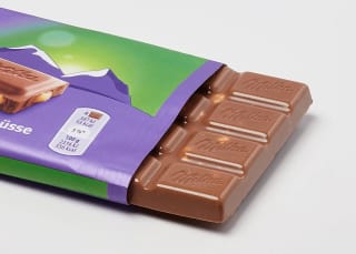 Caja de tabletas de chocolate Milka de diferentes sabores: Avellana 17 unidades por 10,47€