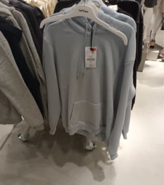 Sudadera de hombre a 7€ en lefties