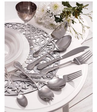 Juego de 8 piezas de servicio cubertería grabados por 2,99€