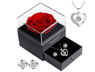 San Valentín Rosa Eterna preservada con collar y aretes por 21,69€