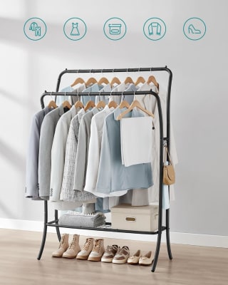 Songmics Metalen kledingrek voor €32,99 bij Amazon
