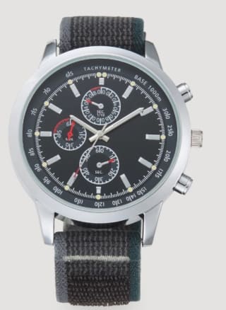 Reloj marca Pier One por tan sólo 9€