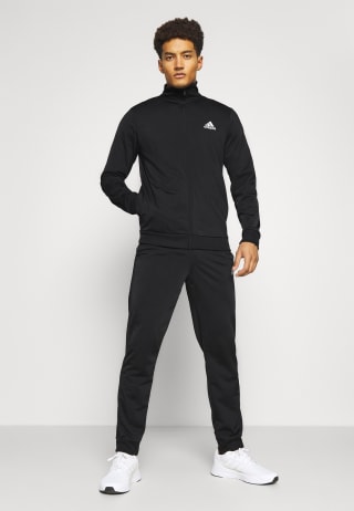 Chandal Adidas Primegreen Essentials por 35,65€