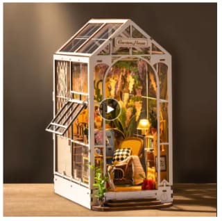 Robotime Abri de jardin l'inventaire pour adultes, kit de coin livre bricolage, meubles et lampe LED à 37,29€