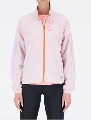 Chaqueta de Mujer New Balance Printed Impact Run Light por 38€