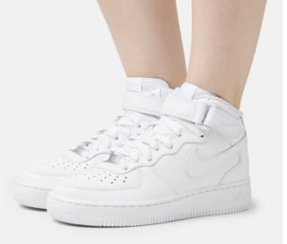 Nike Air Force 1 Mid '07 voor €64,95 bij Zalando