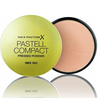 Max Factor Base maquillaje por 3,15€.