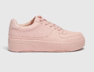 Roze damessneakers met plateauzool voor €15,99