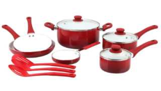Batería de cocina Mainstays roja de 12 piezas por $29.990